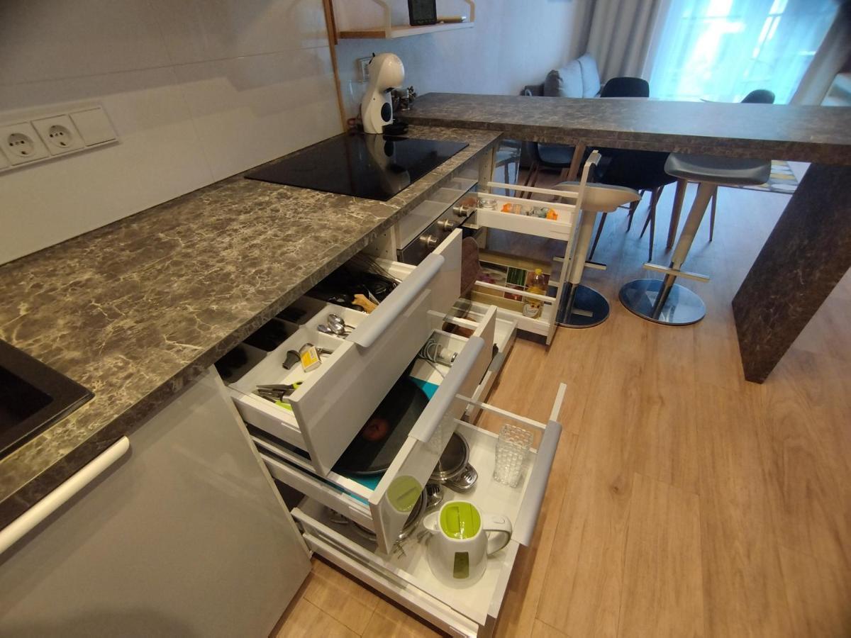 Castle Town Apartment Каунас Екстер'єр фото